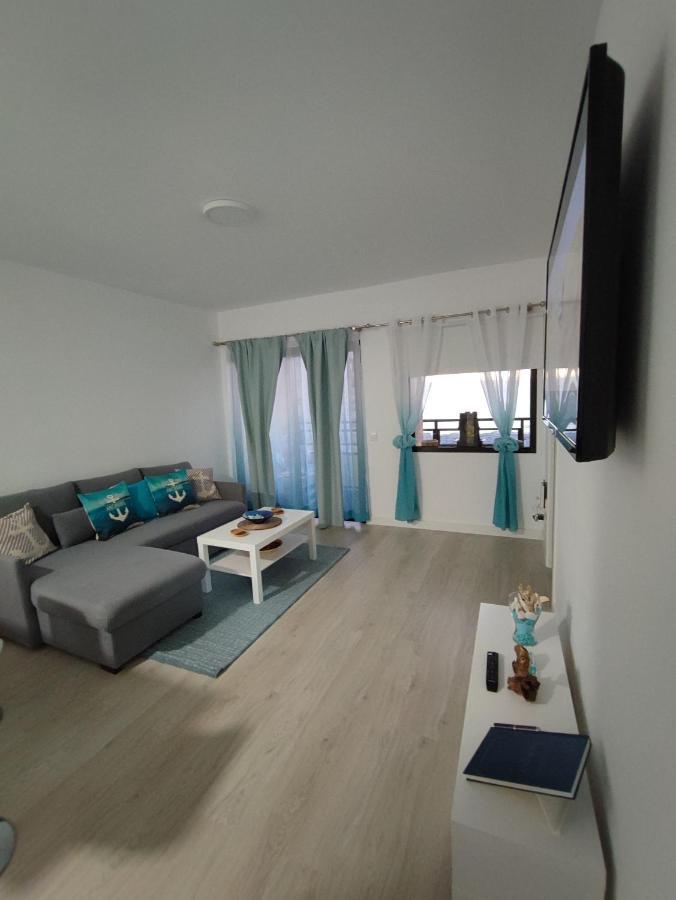 Paradise Beach Apartment, With Wifi And Stunning Sea Views アデヘ エクステリア 写真