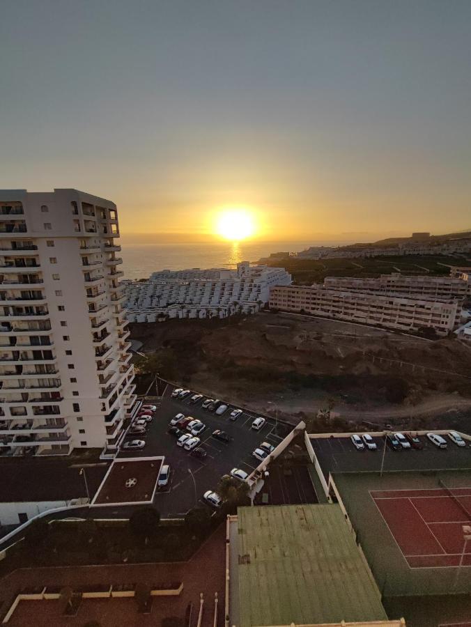 Paradise Beach Apartment, With Wifi And Stunning Sea Views アデヘ エクステリア 写真